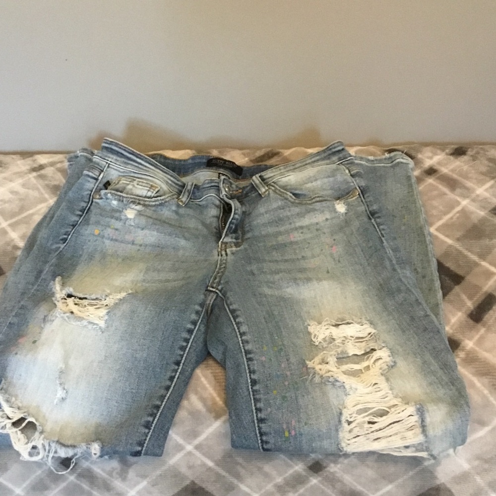 Distressed Light Blue Jeans